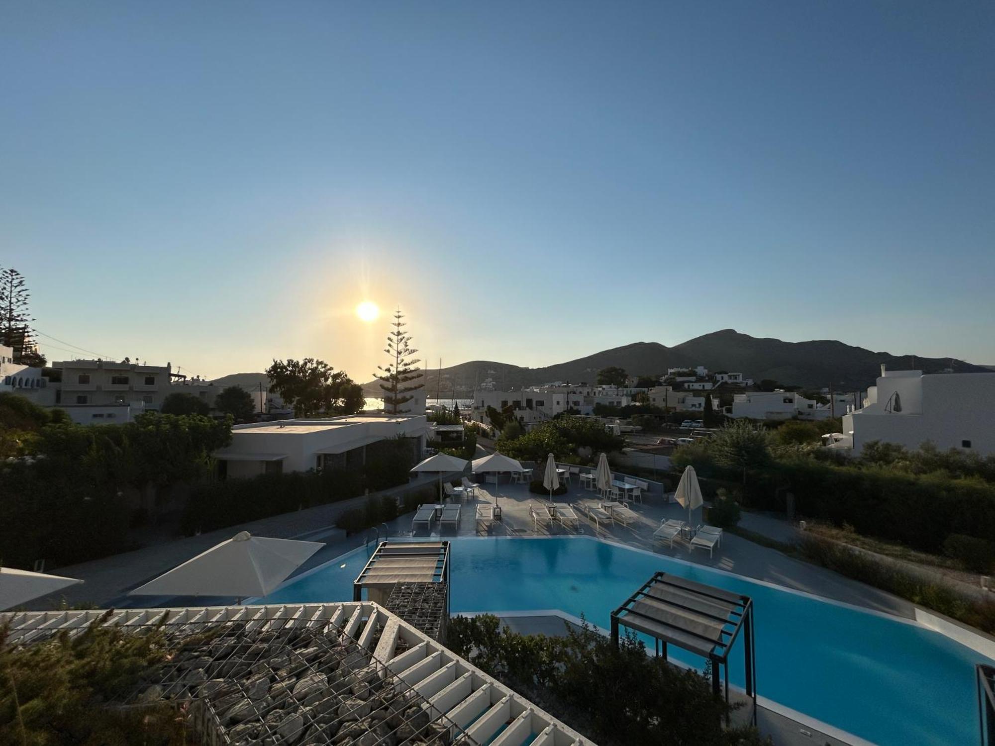 Relux Ios Hotel Kültér fotó